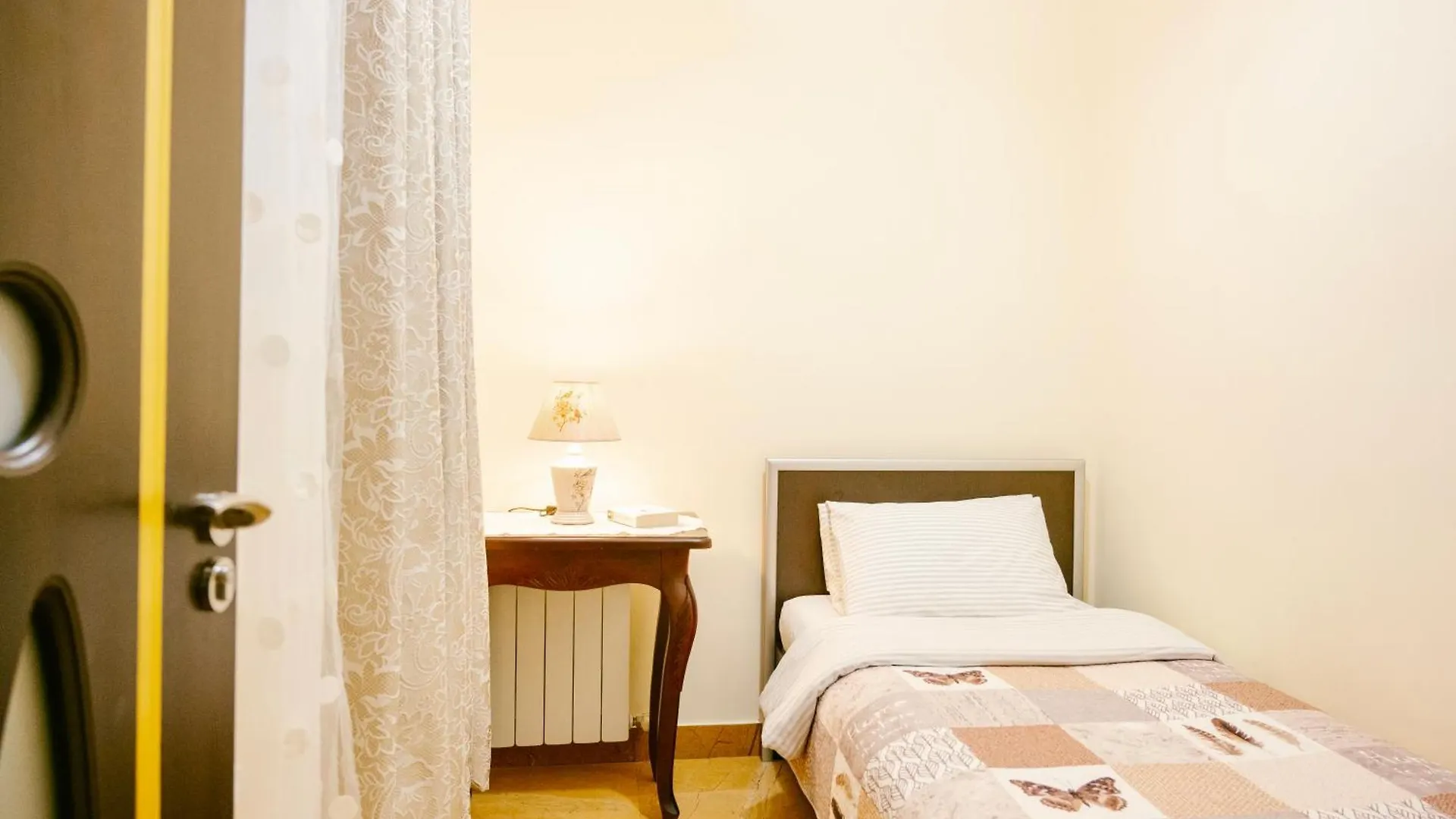 Ekaterine'S Apartments Batumi