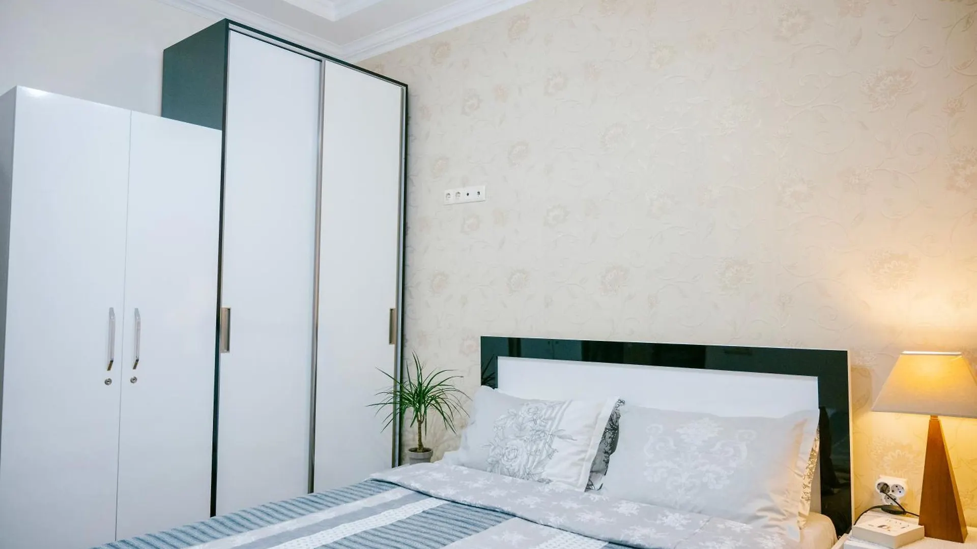 Ekaterine'S Apartments Batumi Georgia