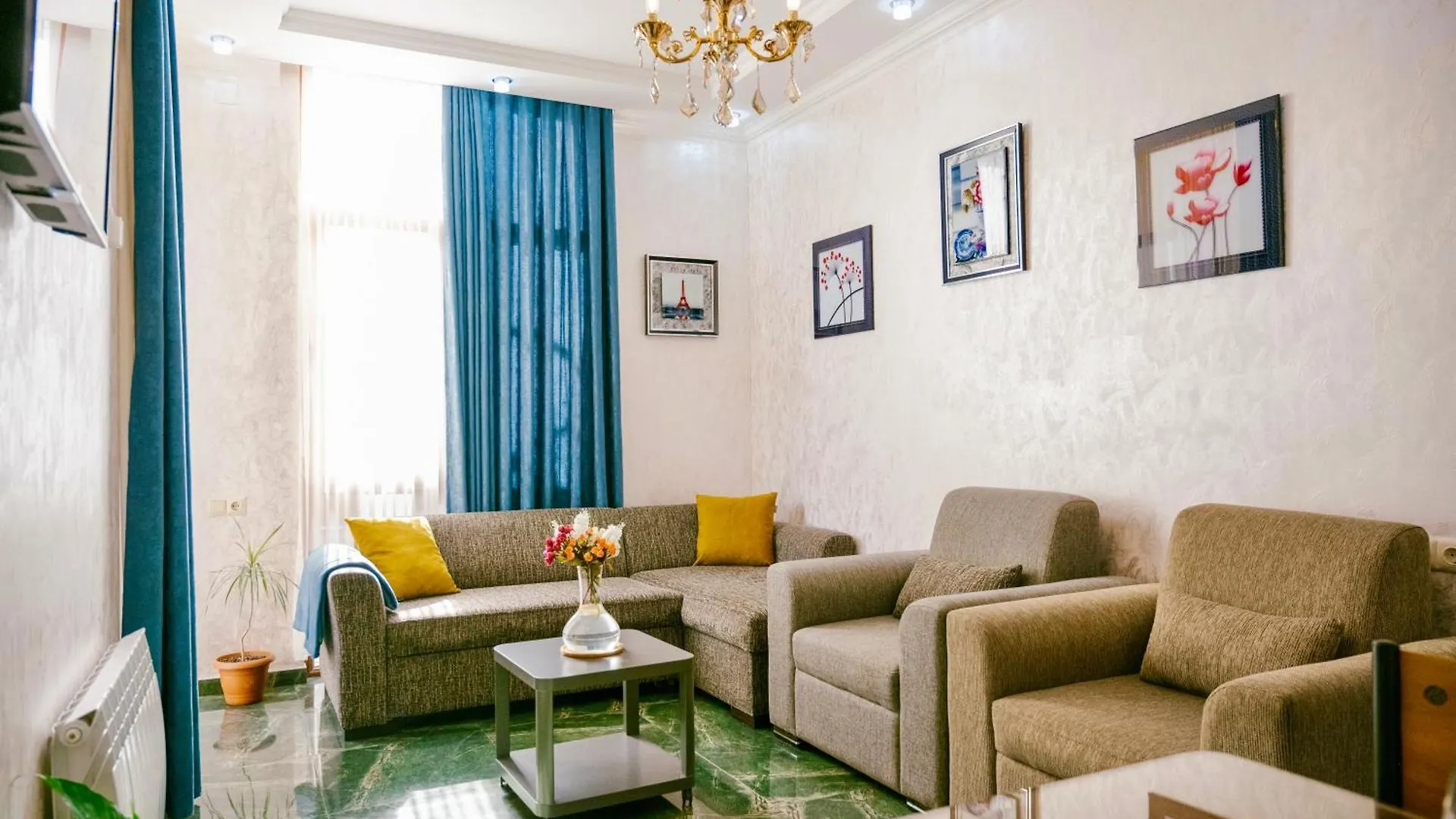 Ekaterine'S Apartments Batumi Georgia
