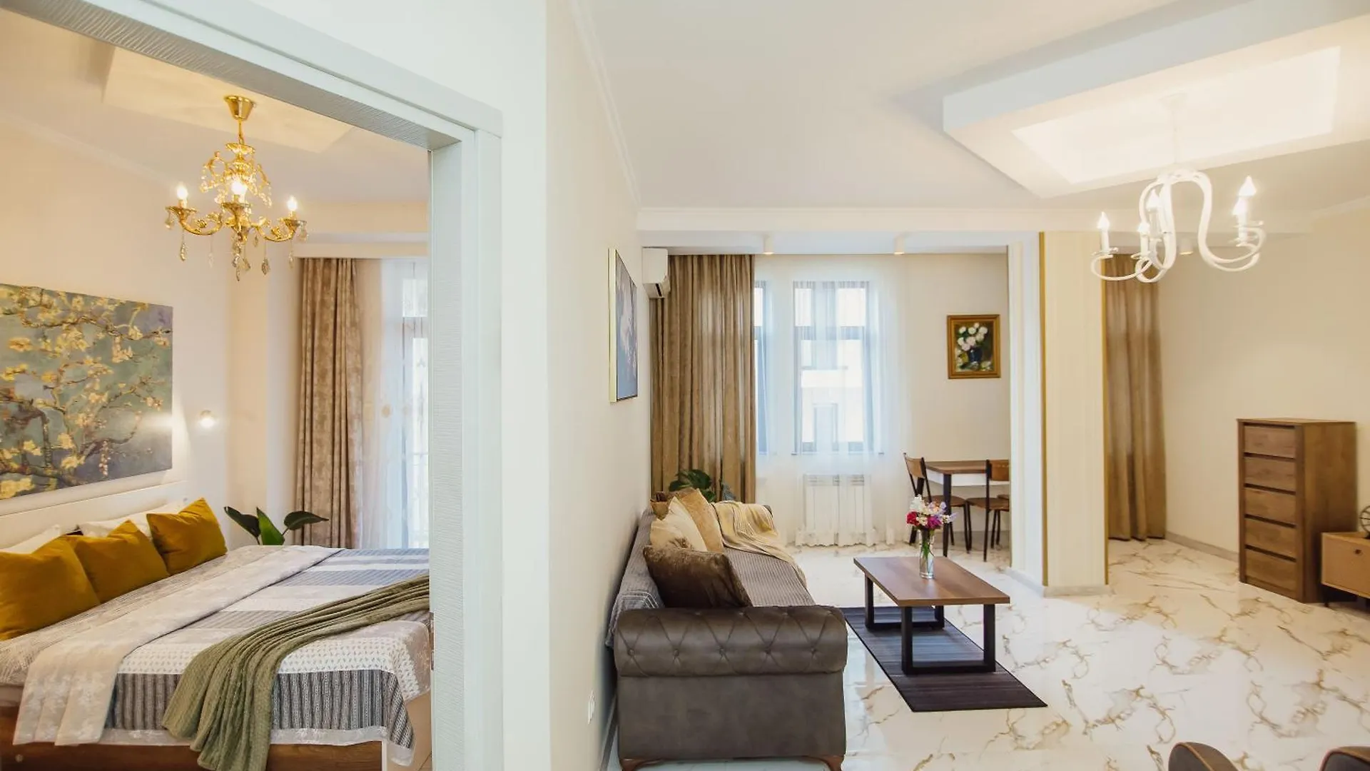 Ekaterine'S Apartments Batumi